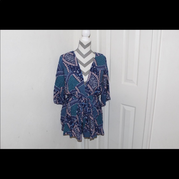 Romper - Picture 2 of 3